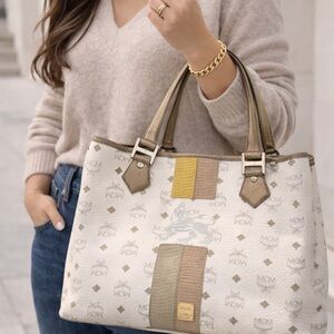 MCM Women's Cream and Gold Tote